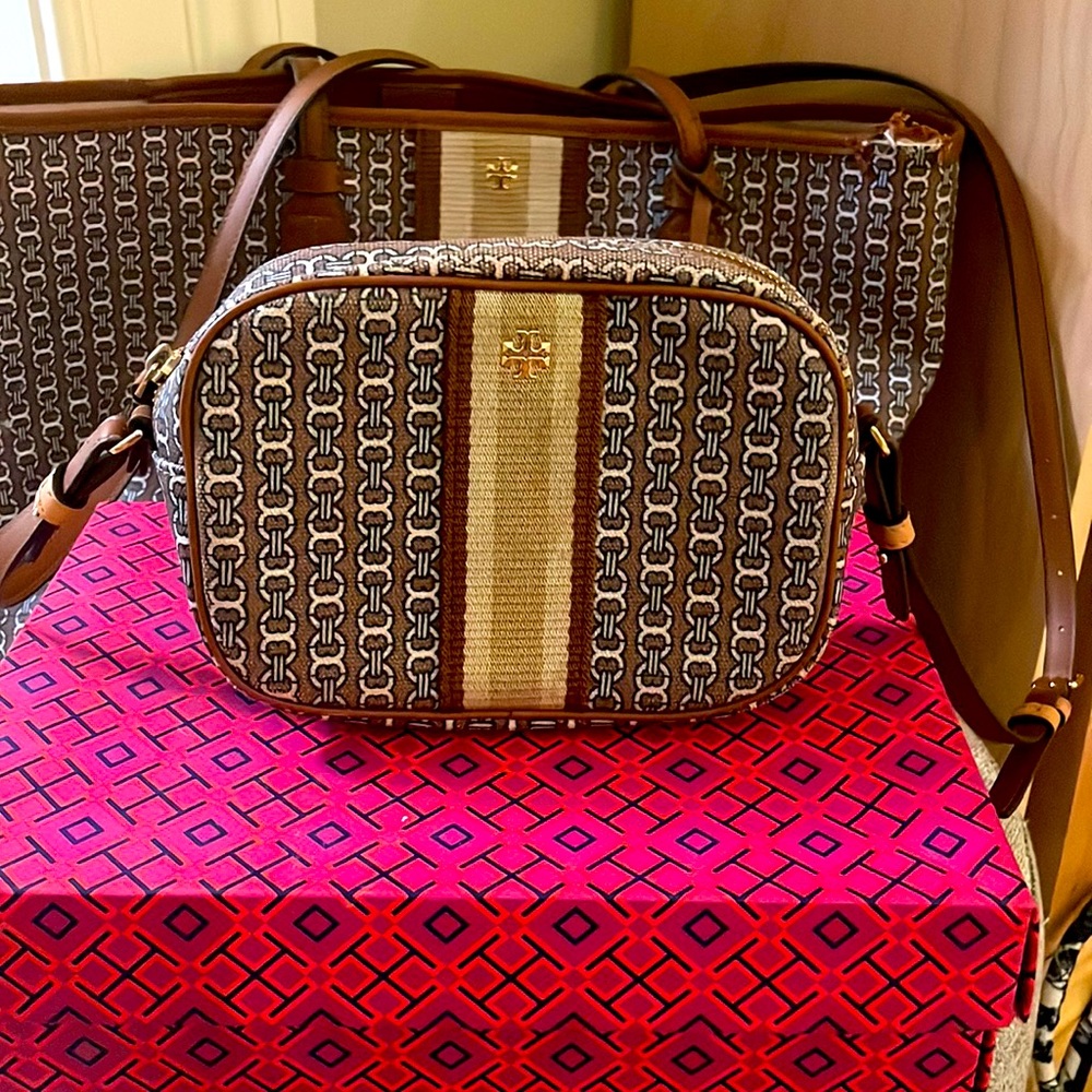 Tory Burch Brown Gemini Link Camera Crossbody Bag